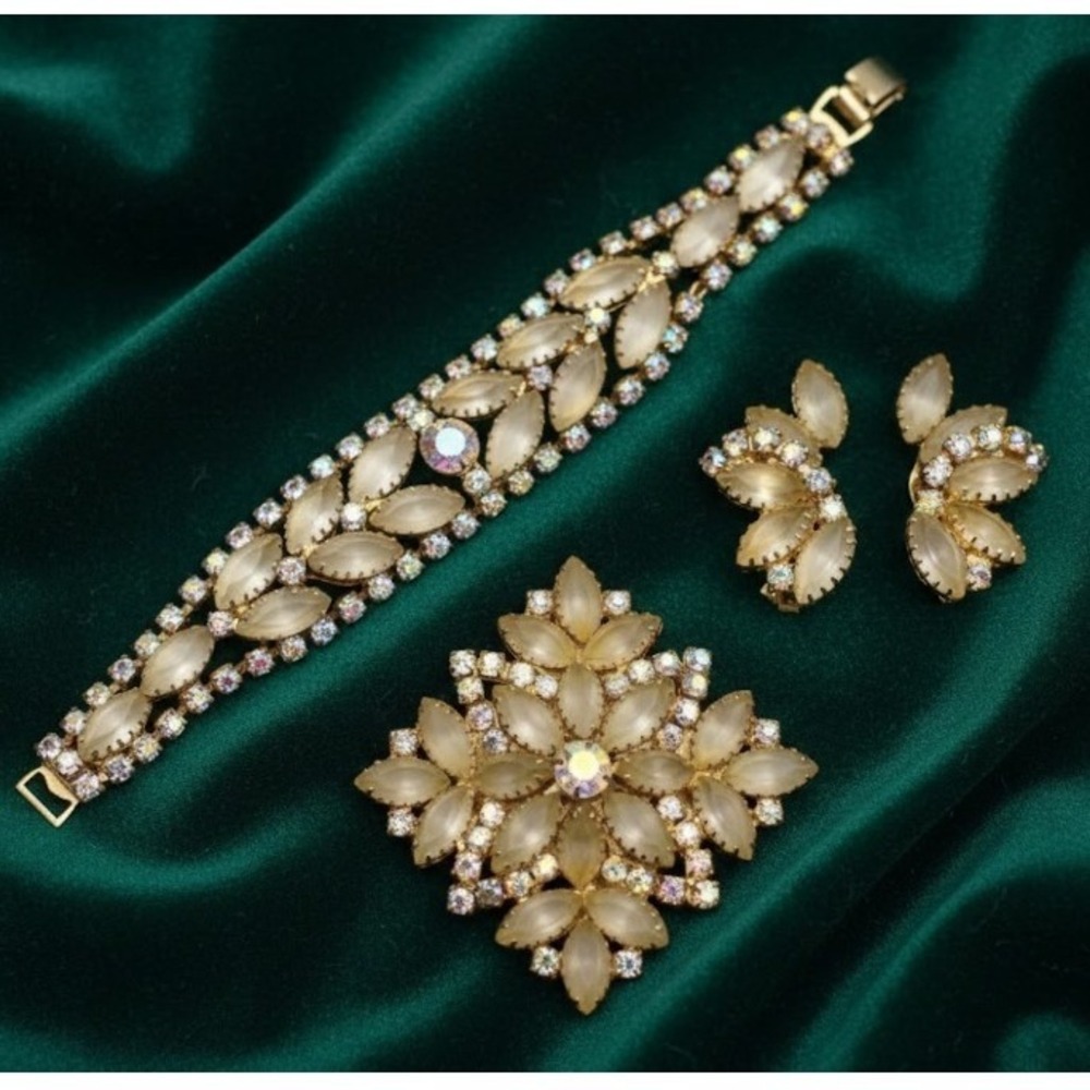 Juliana Delizza Elster Brooch Bracelet Earrings Parure Set Frosted Satin AB